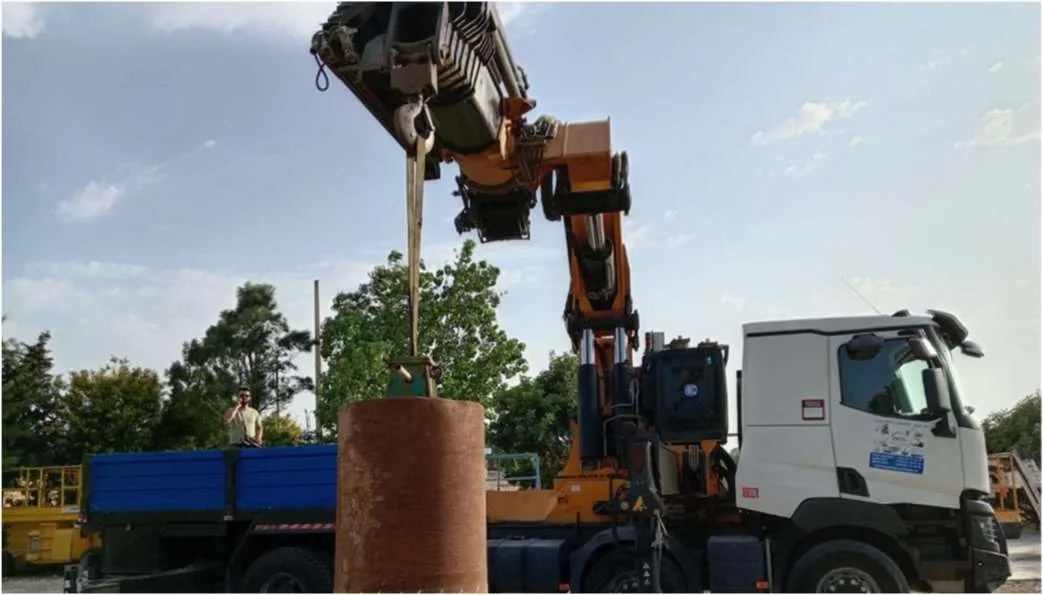 Camion grue 39T